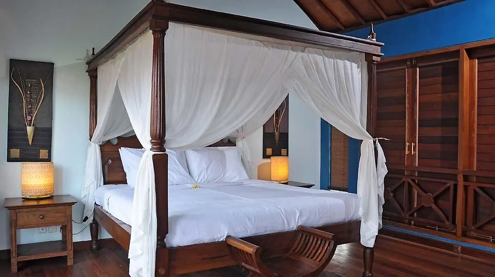 Charming 3 Bedroom Villa In Seminyak Oberoi