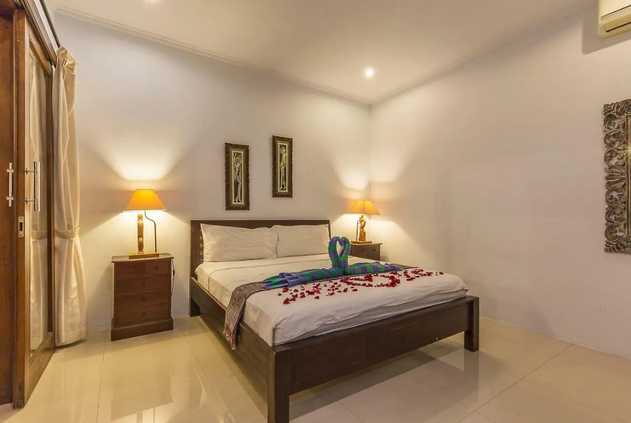 Charming 3 Bedroom Villa In Seminyak Oberoi 0*, Seminyak (Bali) Indonesia