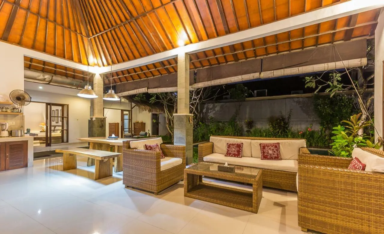 Charming 3 Bedroom Villa In Seminyak Oberoi 0*, Seminyak (Bali) Indonesia