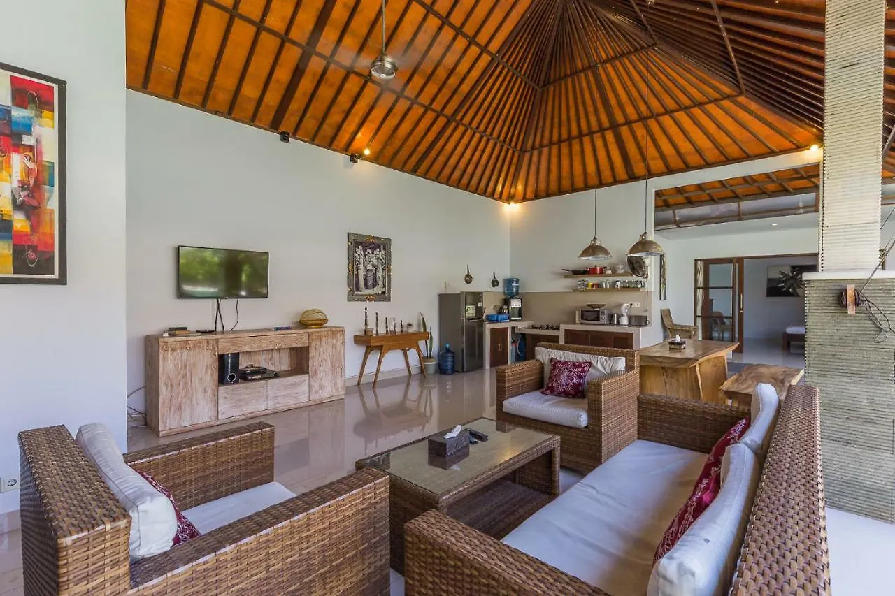 Charming 3 Bedroom Villa In Seminyak Oberoi 0*, Seminyak (Bali)