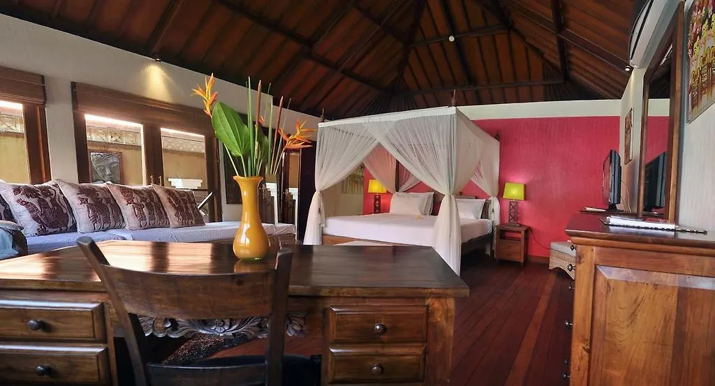 Charming 3 Bedroom Villa In Seminyak Oberoi Indonesia