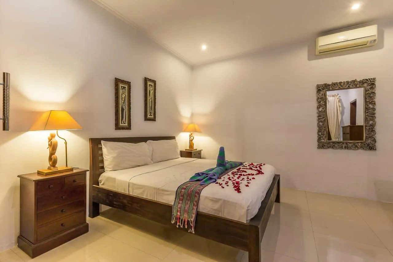 Charming 3 Bedroom Villa In Seminyak Oberoi Indonesia